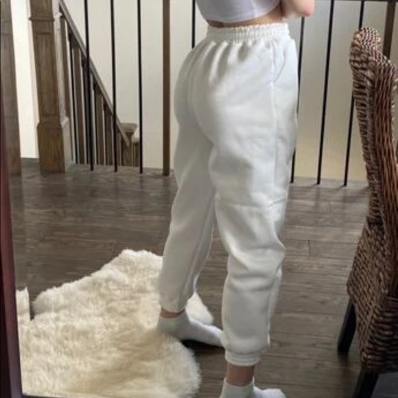 WHITE SWEATPANTS - Picture 2 of 7